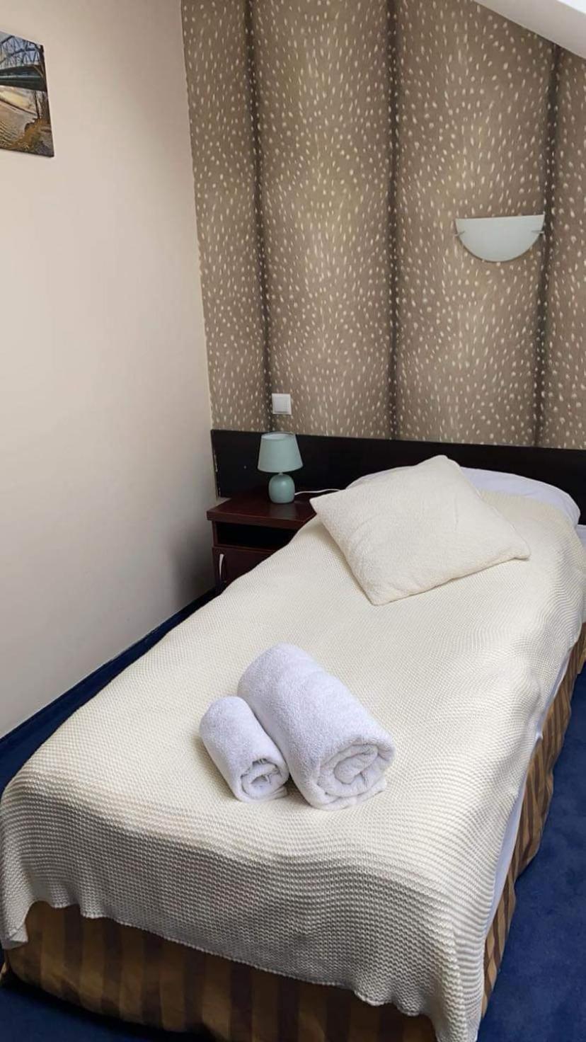 Modlin Palace Nowy Dwor Mazowiecki Ngoại thất bức ảnh