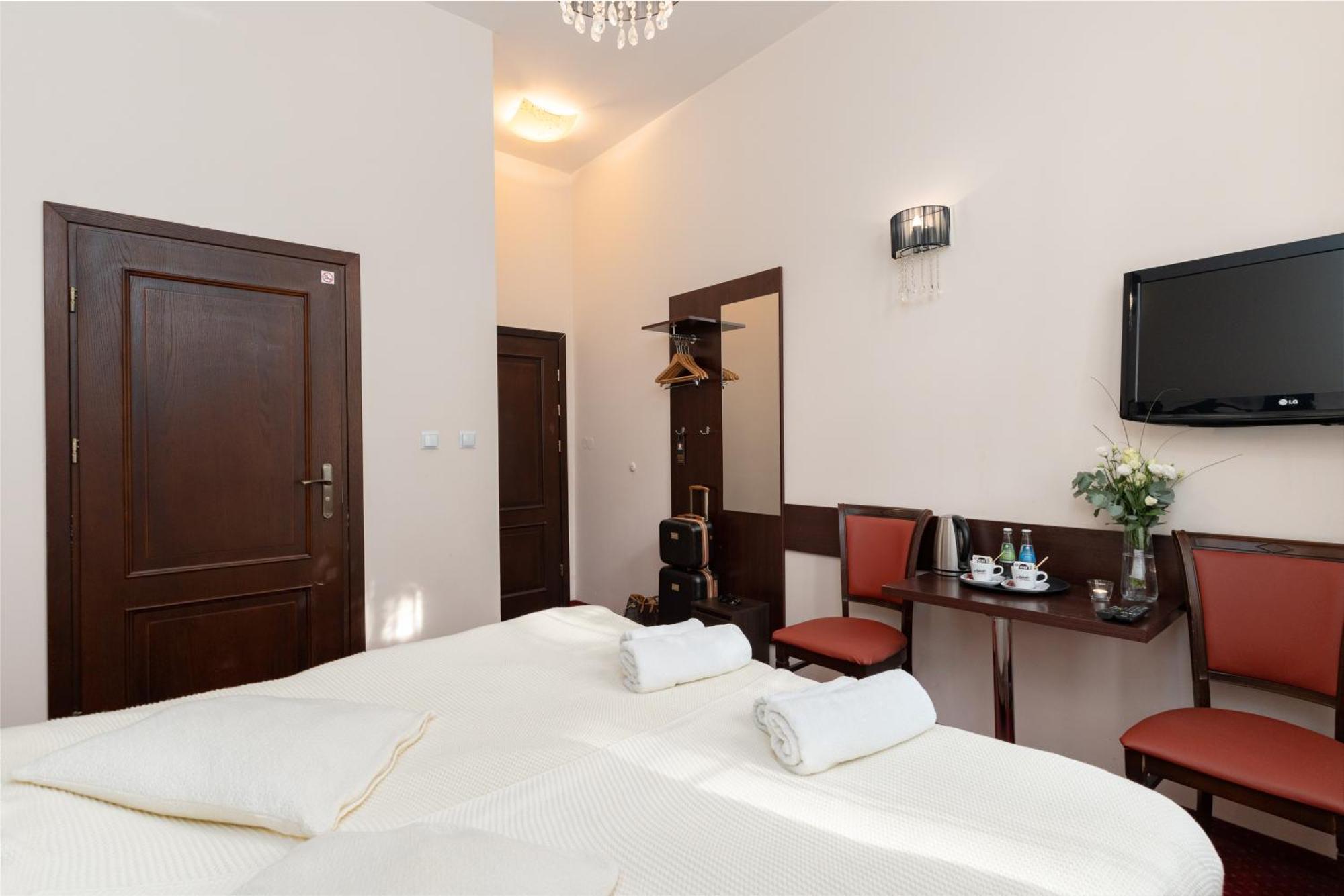 Modlin Palace Nowy Dwor Mazowiecki Ngoại thất bức ảnh